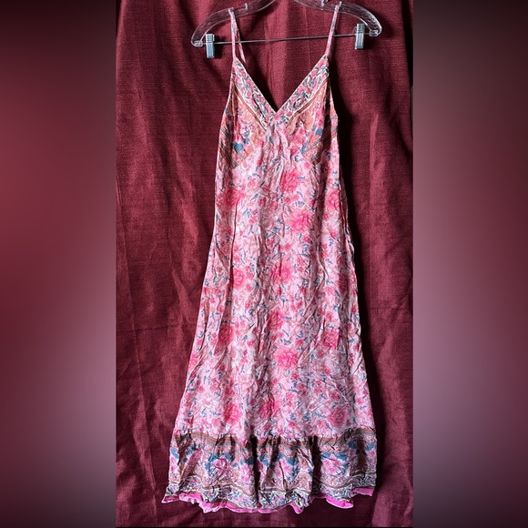 Dresses & Skirts - Size small Pink floral dress